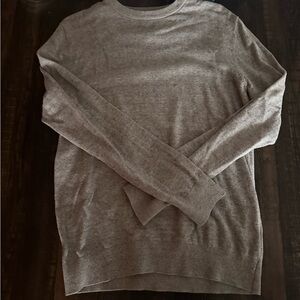 H&M Men's Light Gray Crewneck Sweater